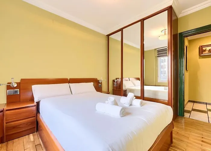 San Mames Football & Parking Apartment *